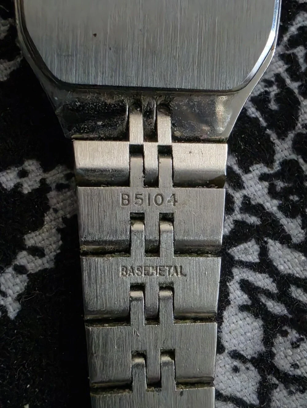 SEIKO Vintage Women's Watch 2Y00-5279 NEED Battery